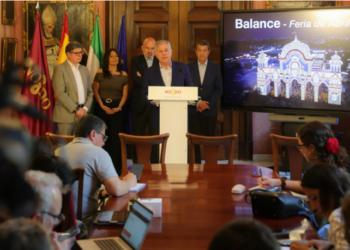 «Récord de Feria, récord de abandono»: el barrio que acoge el Real sigue siendo el que menos servicios públicos tiene de toda Sevilla