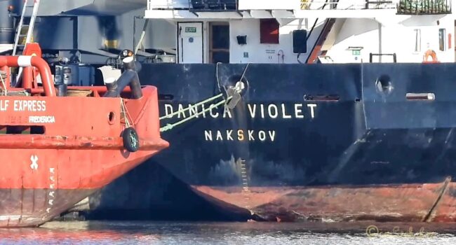 RESCOP: «El Estado español debe denegar el tránsito al buque Danica Violet en sus aguas territoriales mientras atraviesa el Estrecho de Gibraltar