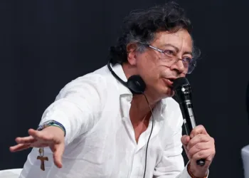 Colombia: Petro denuncia intento de secuestro contra senador Alexander López