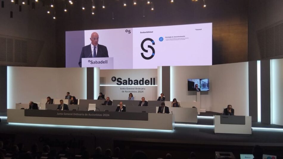 La campaña Banca Armada denuncia en las juntas de accionistas de los principales bancos españoles sus vínculos con empresas de armamento