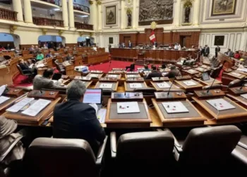 Avanza en Perú proyecto de ley que favorece impunidad en crímenes de Estado