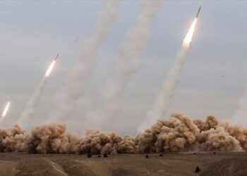 CGRI de Irán ataca base de origen de agresión de EEUU contra isla de Sirik