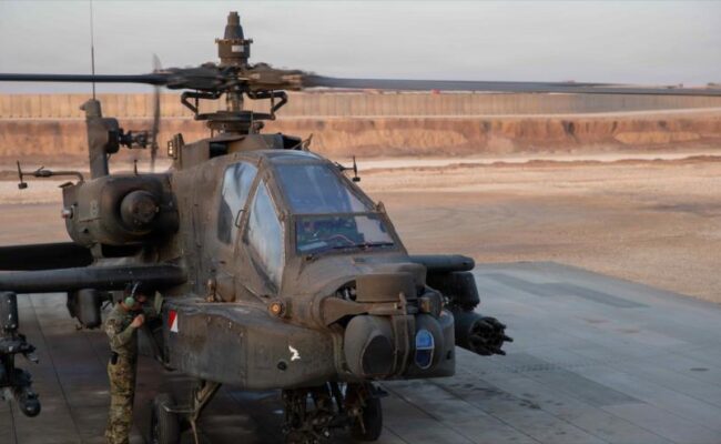 The New York Times: Cae un helicóptero de ataque Apache de EE.UU. cerca del estrecho de Ormuz