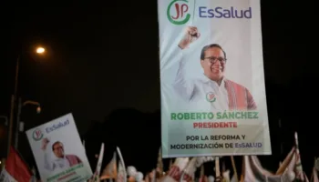 Perú: Sánchez y Fujimori cierran campaña electoral para la segunda vuelta