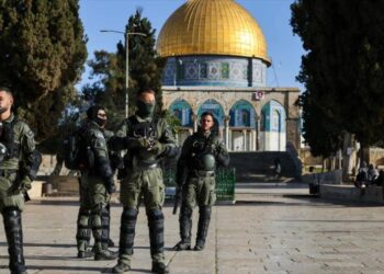 Ocho países musulmanes condenan ataques israelíes en Mezquita Al-Aqsa