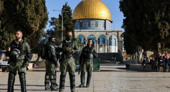Ocho países musulmanes condenan ataques israelíes en Mezquita Al-Aqsa