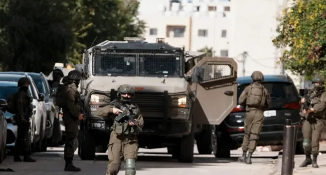 Jornada de arrestos y quema de tierras palestinas en Cisjordania
