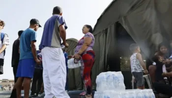 Venezuela asiste a familias en 10 campamentos temporales desplegados en La Guaira