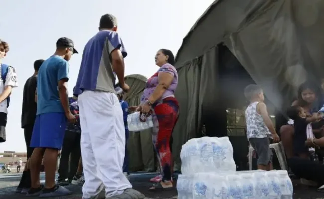 Venezuela asiste a familias en 10 campamentos temporales desplegados en La Guaira