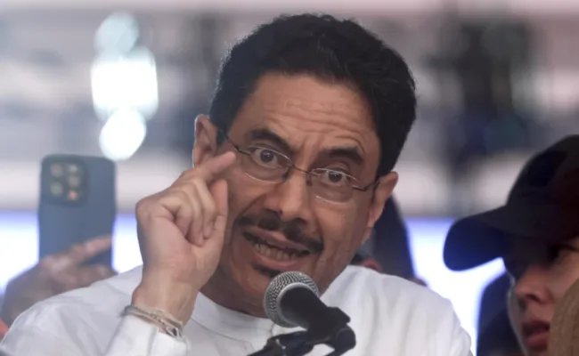 Cepeda denuncia como «injerencista» el apoyo de Trump a Abelardo de la Espriella