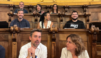 BComú denuncia en el Plenario los recortes en vivienda del Govern Collboni y el fuerza a revertirlos