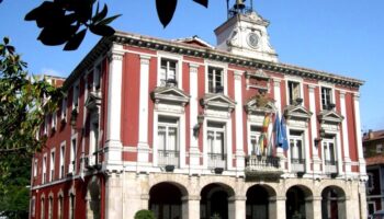 IU valora de forma “positiva” el decreto-ley que actualiza las entregas a cuenta de las entidades locales aunque incide en que es un “avance parcial, pero insuficiente”