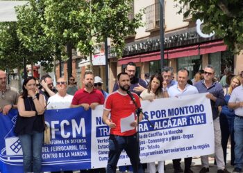 Más de 1500 personas recorren las calles de Alcázar en la Rebelión en La Mancha contra el baipás por Montoro y a favor de retomar el tramo Mora – Alcázar