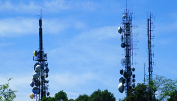 Con motivo mañana del día Internacional contra la Contaminación Electromagnética, Ecologistas en Acción denuncia el incumplimiento durante 12 años de la creación de la Comisión sobre Radiofrecuencias y Salud