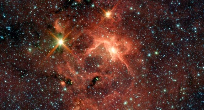 Descubren una población de estrellas en formación que emite rayos gamma