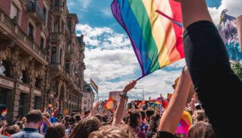 El 75 % de los españoles admite haber presenciado insultos a una persona del colectivo LGTBI+