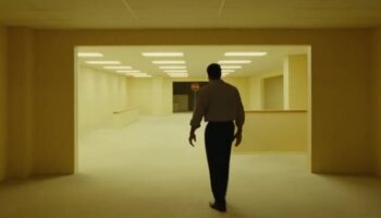 “Backrooms”, de Kane Parsons. Atrapados en el laberinto cotidiano