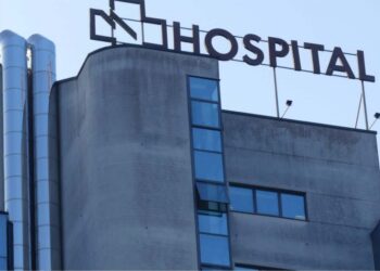 A CIG reclama eliminar trabas burocráticas na prestación por coidado de menores con cancro ou enfermidades graves