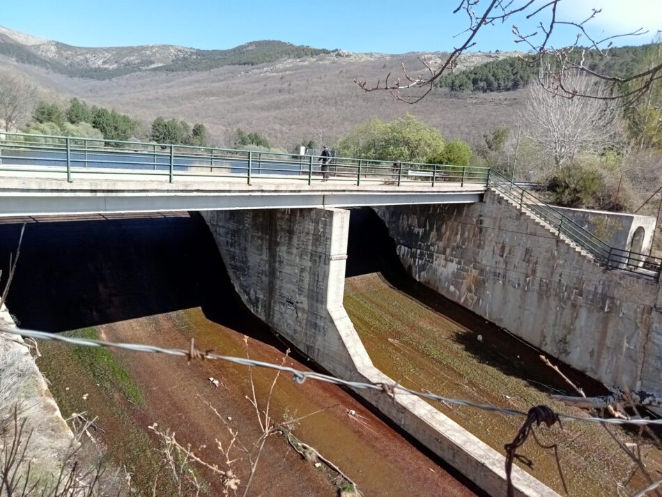 La presa abandonada de Miraflores de la Sierra debe retirarse por riesgo de seguridad e impacto ambiental