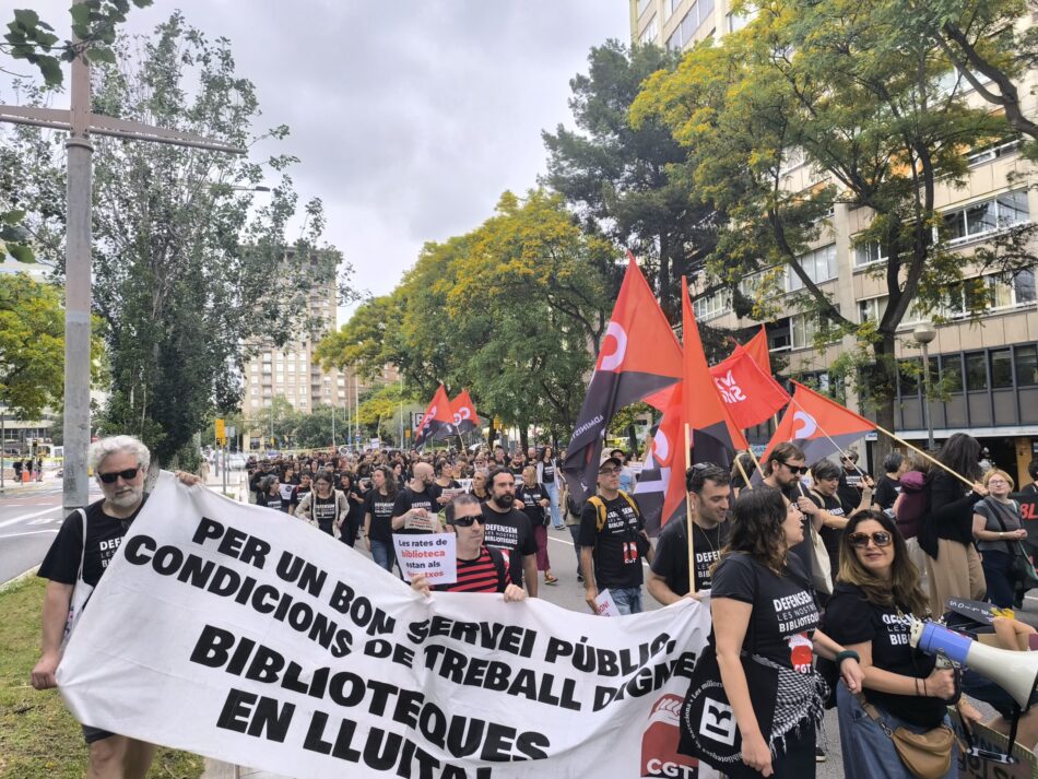 Un centenar de biblioteques públiques tancades durant la primera jornada de vaga a tot Catalunya