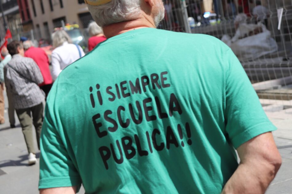 “Más recortes, siempre en la educación pública” Iniciativa del Pueblo Andaluz alerta sobre los ataques del gobierno andaluz a la educación