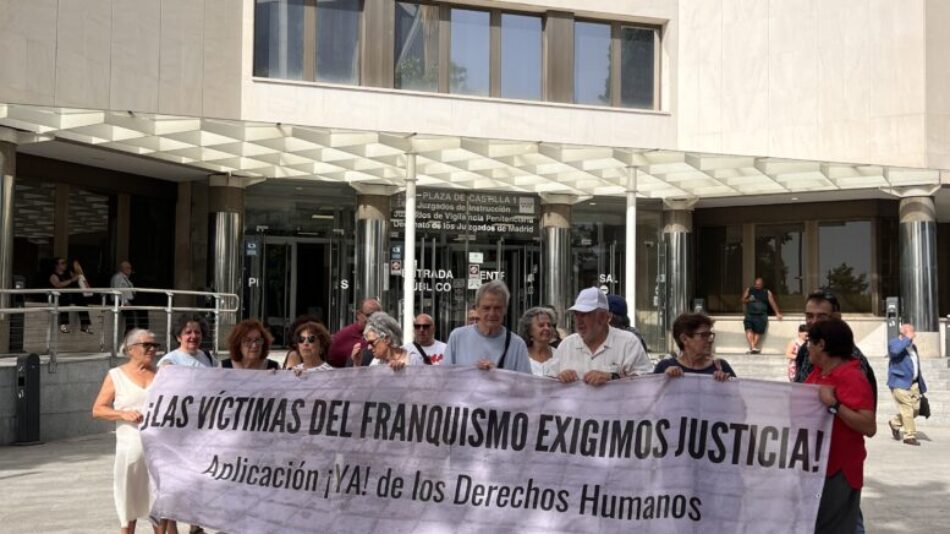 Carlos Serrano, víctima de torturas del franquismo, declara en los Juzgados de Madrid en un nuevo paso contra la impunidad