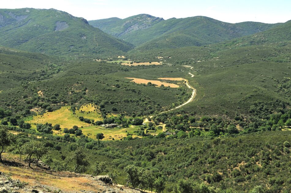 Ecologistas en Acción de Ciudad Real y Toledo presentan alegaciones al proyecto de construcción de un aeródromo de lujo con fines cinegéticos en Retuerta de Bullaque
