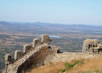 Se oponen a la central hidráulica reversible en la Sierra de Montánchez