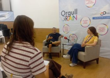 “La gent gran LGTBIQ+ també folla”, reivindica la Fundació Enllaç en el seu Orgull Gran 2026