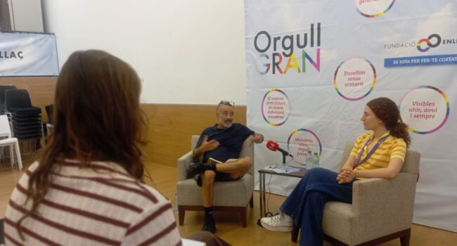 “La gent gran LGTBIQ+ també folla”, reivindica la Fundació Enllaç en el seu Orgull Gran 2026