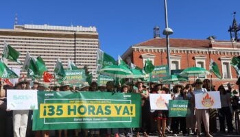 Enfermeras y fisioterapeutas del Hospital Gómez Ulla, doblemente discriminados