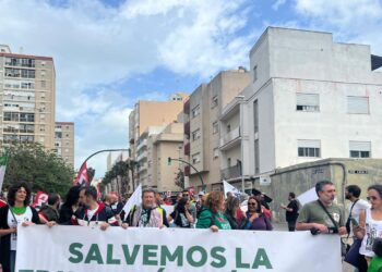 USTEA denuncia que la Junta de Andalucía deja sin cubrir los permisos por matrimonio del profesorado por “falta de dinero”