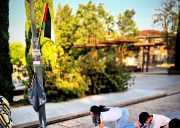 La III Merienda Solidaria reúne a vecinos y colectivos de Majadahonda en apoyo a Gaza y presenta la nueva Coordinadora Antifascista