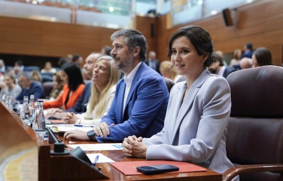 El Constitucional considera que Ayuso vulneró los derechos de los diputados al reformar Telemadrid