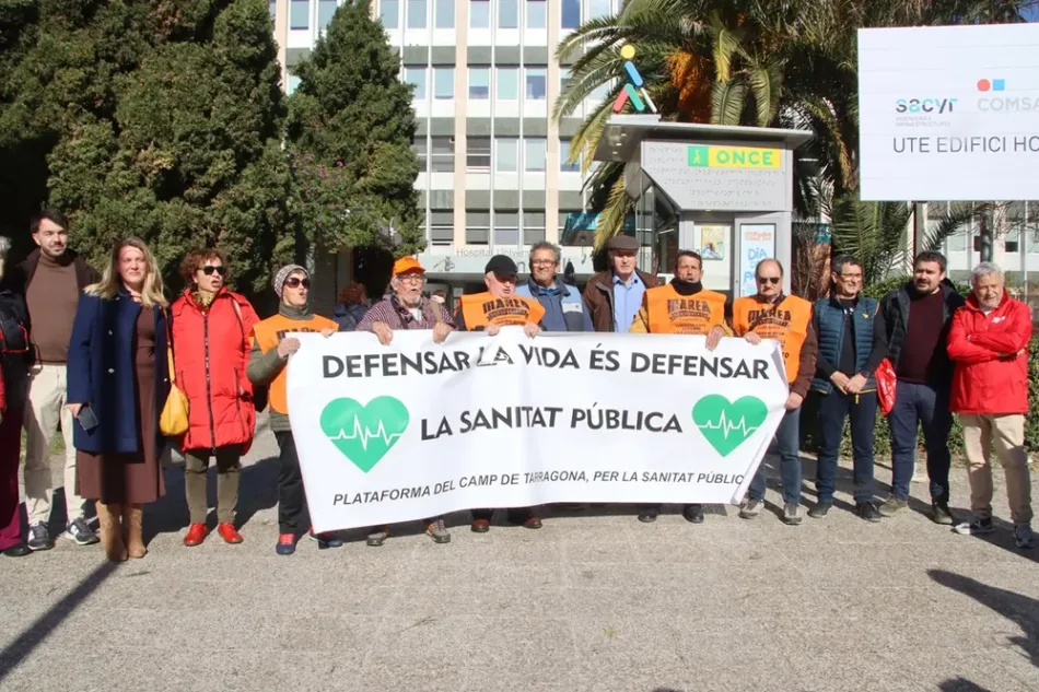La Plataforma per la Defensa de la Sanitat Pública vincula el deterioro de la sanidad y la educación pública en un nuevo manifiesto de apoyo al profesorado valenciano