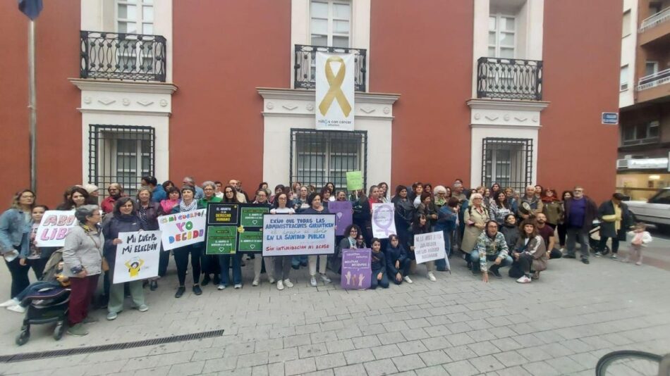 Organizaciones acusan al Gobierno de Castilla-La Mancha de mantener bloqueado el acceso al aborto en la sanidad pública