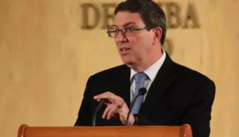 Canciller de Cuba muestra respaldo a Venezuela tras fuertes terremotos