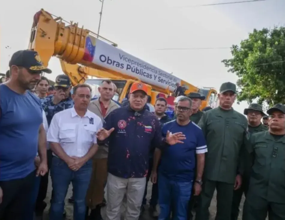 Venezuela activa masivo despliegue cívico-militar de asistencia y rescate en La Guaira tras sismos