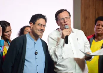 Colombia: CUT se declara en oposición «al Gobierno fascista y neoliberal de Espriella»