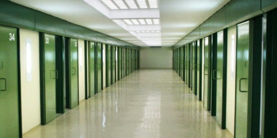 Señalan que Instituciones Penitenciarias incumple la implantación de la jornada de 35 horas