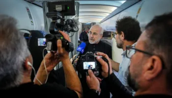 Irán y EE.UU. acuerdan liberación de fondos congelados y exención petrolera