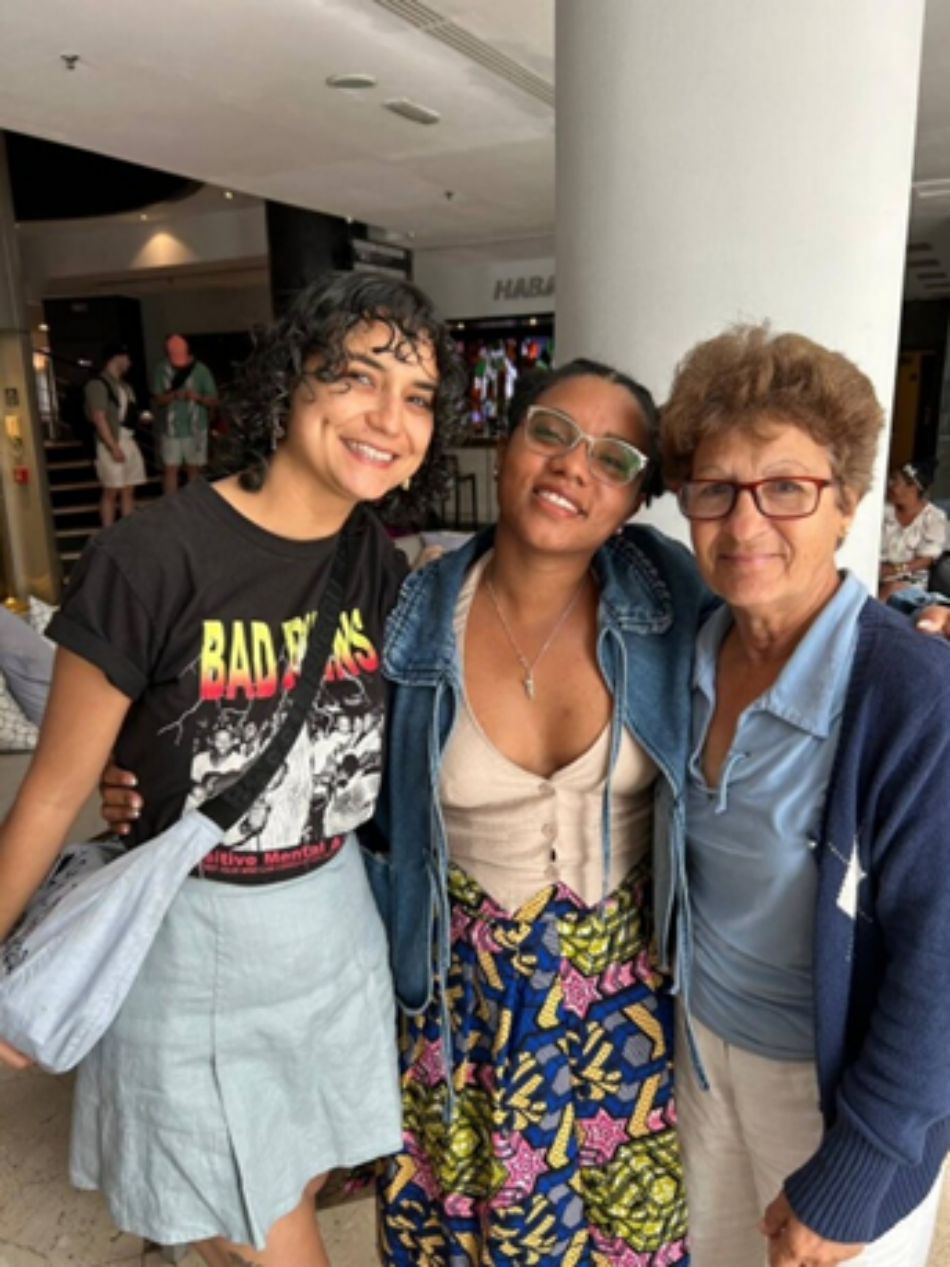 ¡Pongan fin al bloqueo genocida contra Cuba! Una entrevista con Brenda López, organizadora del Comité «US Hands Off Cuba» (EE.UU., ¡Manos Fuera de Cuba!)