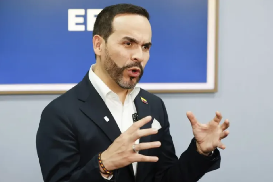 Abelardo de la Espriella denunciado por saquear fondos de la salud