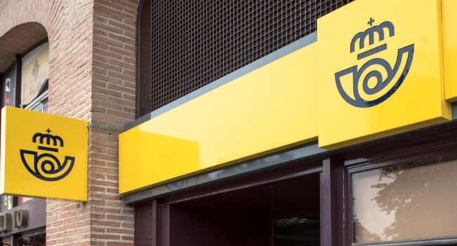 Correos ten o persoal de Coristanco soportando temperaturas de até 29,6 ºC sen climatización nin medidas preventivas
