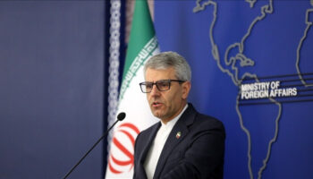 Irán anuncia un aplazamiento de las conversaciones con Estados Unidos