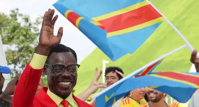 El grito silencioso de Mboladinga en memoria de Patrice Lumumba expone la crisis en la RD del Congo en el Mundial de fútbol