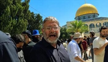 Ocho países condenan profanación israelí de la Mezquita Al-Aqsa