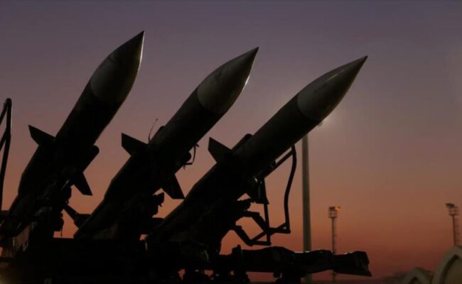 Irán lanza ataque sorpresa y abate a gran número de fuerzas de EEUU en Siria