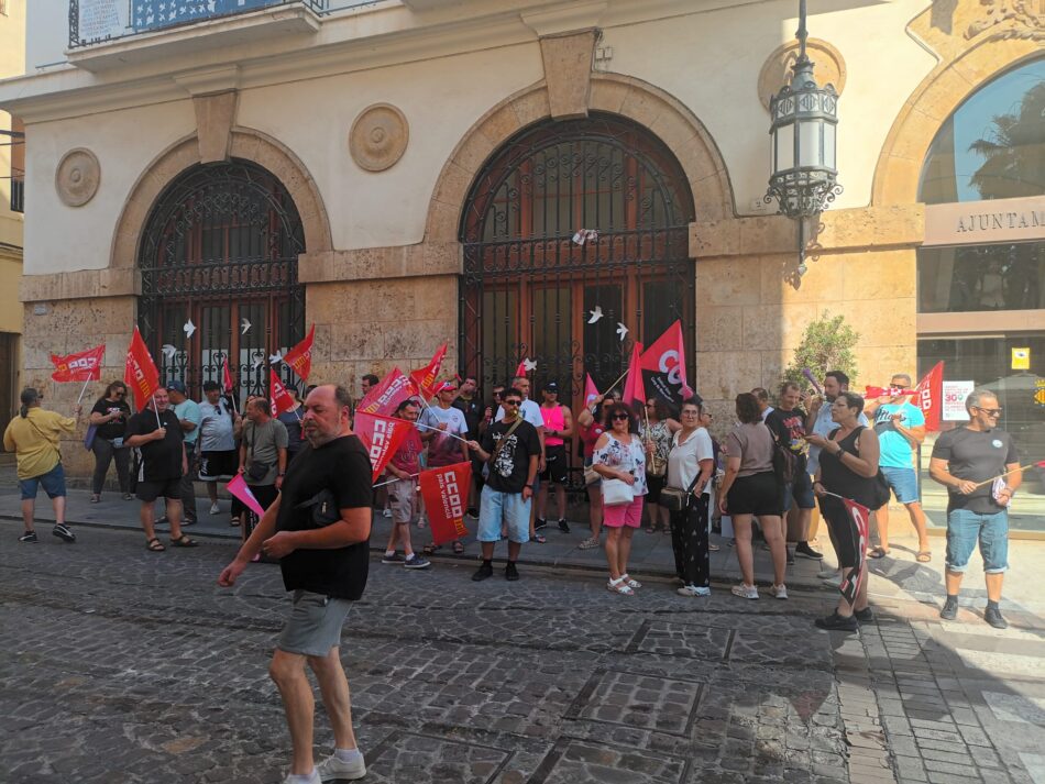 Las trabajadoras de limpieza urbana de Sagunto se preparan para una huelga indefinida el 15 de julio por un convenio justo después del bloqueo de la negociación