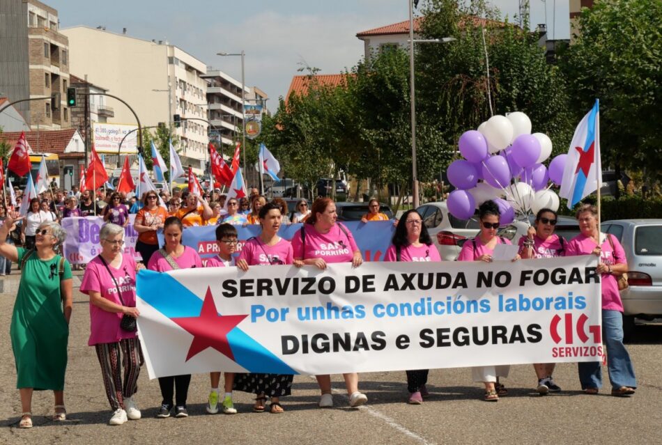 Traballadoras do SAF exixen condicións laborais dignas e seguras un ano despois do asasinato da compañeira Teresa